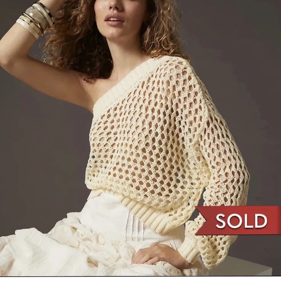 Anthropologie Tops - Mauve by Anthropologie One-Shoulder Crochet Layer top in cream NWOT